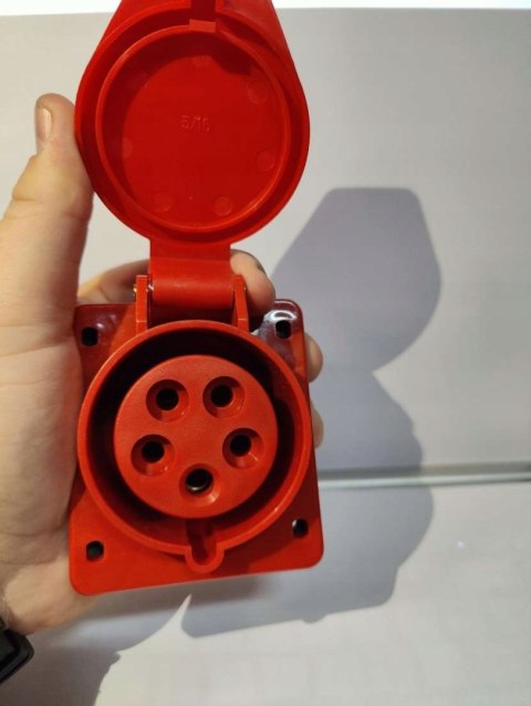 Gniazdo siłowe tablicowe 16A 5p IP44